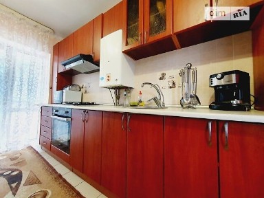Довгострокова оренда будинку від посередника на вул. Олександра Кошиця • ID 35078361