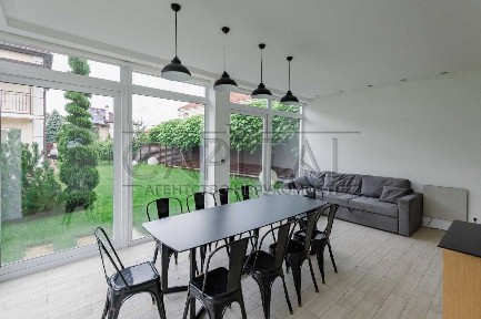 Продаж будинку 275 м² з басейном у КМ Grand Villas (Гранд вілас) - 12 соток, гостьовий будинок, гараж 2 авто, газ, техніка Bosch