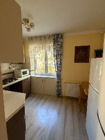 продаж 2 к кв Вул Художня