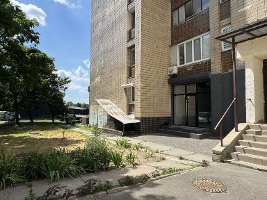 Оренда нежитлового приміщення 38,00кв. м, Дніпровська набережна