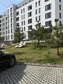Продам 4-кімнатну квартиру ЖК «Квадрат» м. Ужгород