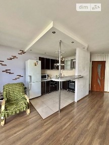 Продаж 2к квартири 68.5 кв. м на бул. Центральний • ID 35078600
