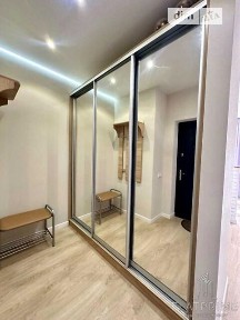 Продаж 1к квартири 32 кв. м на вул. Сім'ї Кульженків 37 • ID 35079489