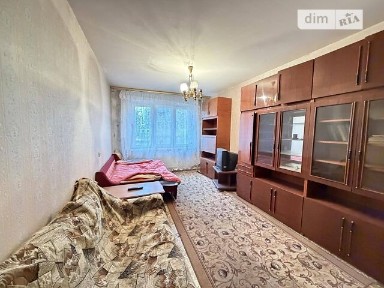 Продаж 3к квартири 38.2 кв. м на вул. Антонова Олега 56 • ID 35079385