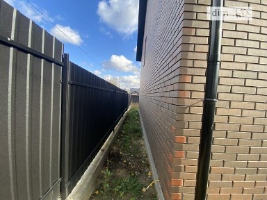Продаж 2 поверхового дуплекса з ділянкою на 1.8 сотки, 90 кв. м, 3 кімнати, на вул. Джерельна • ID 35079547