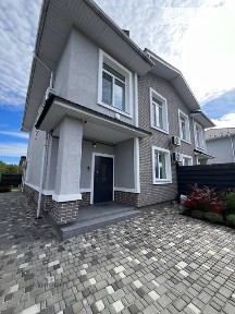 Продаж 2 поверхового дуплекса з ділянкою на 3 сотки, 134.7 кв. м, 4 кімнати, на вул. Василя Стуса • ID 35078760