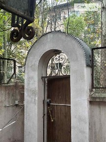 Продаж комерційного приміщення на вул. Космонавтів, площа 114.5 кв. м • ID 35081704