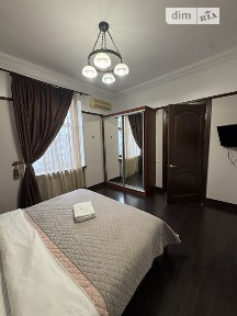 Довготривала оренда 3к квартири на вул. Хрещатик 17 • ID 35080597