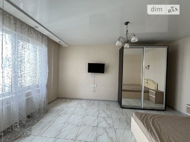 Довготривала оренда 1к квартири на мас. Радужний 21 • ID 35080559
