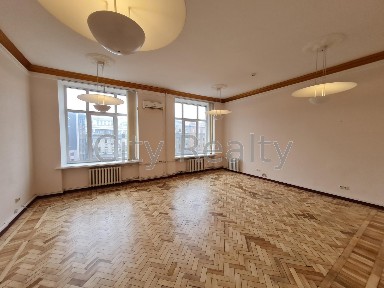 Оренда офісу 284.4 м², Хрещатик вул., 7/11