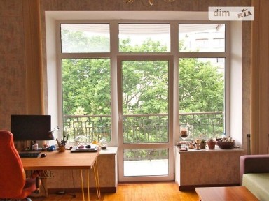 Довготривала оренда 3к квартири на вул. Івана Мазепи 3 • ID 35079827