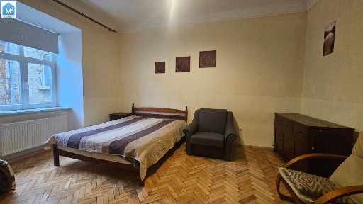 Оренда 2-х кім. кв-ри в самому центрі Львова на вул. Староєврейській