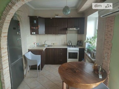 Довготривала оренда 2к квартири на шосе Харківське 1 • ID 35082869