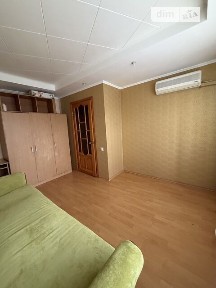 Довготривала оренда 1к квартири на вул. Червона 8 • ID 35082659