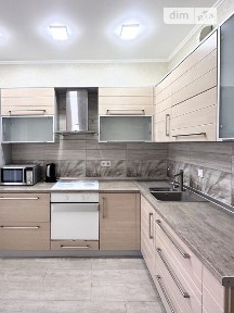 Довготривала оренда 3к квартири на вул. Регенераторна 4 корпус 5 • ID 35082671