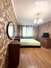 Довготривала оренда 2к квартири на просп. Небесної Сотні 5 • ID 35082390