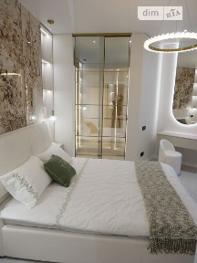 Продаж 2к квартири 66.8 кв. м на вул. Краснова • ID 35082835