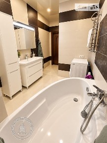 Продаж 2к квартири 73 кв. м на вул. Нагірна • ID 35084261