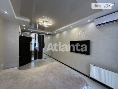Продаж 1к квартири 38 кв. м на просп. Небесної Сотні • ID 35084182