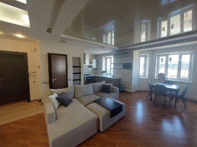 Оренда 3-кімнатної квартири 75 м², Юрківська вул., 28