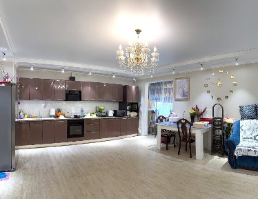 Продаж 3-кімнатної квартири 83 м², Перлинна вул.