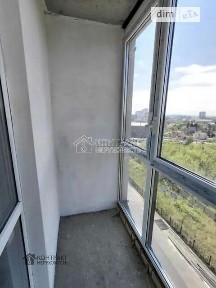 Продаж 2к квартири 79 кв. м на вул. Динамівська • ID 35085813