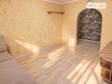 Продаж 3к квартири 56 кв. м на просп. Поля Олександра 92Г • ID 35085479