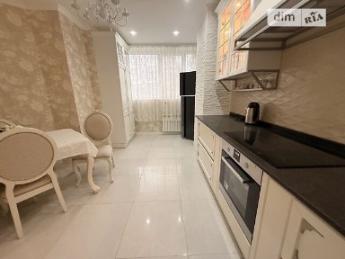 Продаж 4к квартири 209 кв. м на вул. Парусна 18 • ID 35085119