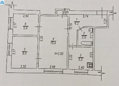 Продам З-кімнатну квартиру в центрі с-ща Млинів.