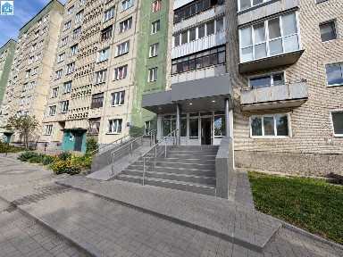 Оренда фасадного приміщення по вул. Конякіна