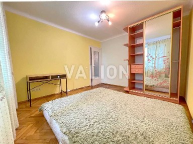 Продаж 2-кімнатної квартири 53 м², Науки просп.