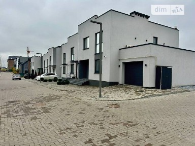 Продаж 2 поверхового таунхауса з ділянкою на 2.2 сотки, 115 кв. м, 2 кімнати, на вул. Тиха 36 • ID 35087315