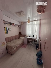 Продаж 2к квартири 45 кв. м на вул. Київська • ID 35086977