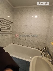 Продаж 2к квартири 40.66 кв. м на вул. Перемоги • ID 35087074