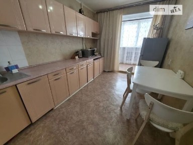 Продаж 1к квартири 40 кв. м на бул. Слави 50 • ID 35086203