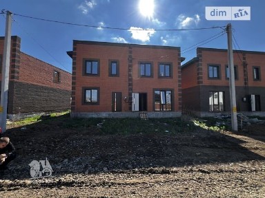 Продаж 2 поверхового дуплекса з ділянкою на 1.5 сотки, 70 кв. м, 2 кімнати, на пров. Світлий • ID 35086895