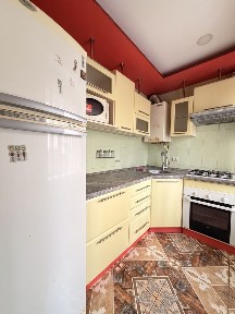 здам 2 к з автономкою на Супруна/ Революції Гідності