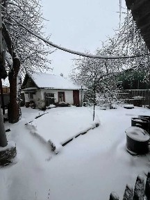 Продаж цілого будинку 70 м2 3 кім 6 соток зручності в будинку Житловий стан Центральна част. міста №20032