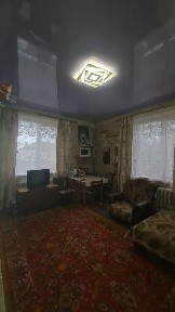 Продається 4-х кімнатна квартира у центрі міста в райні кафе 