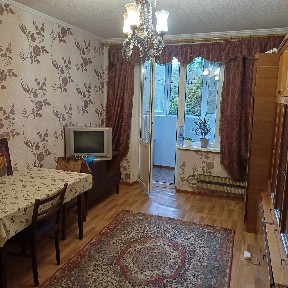 Сдам 3 кв ТРК Украина метро Акад. Павлова Гвардейцев Широнинцев. 10000 гр. военных берём.
