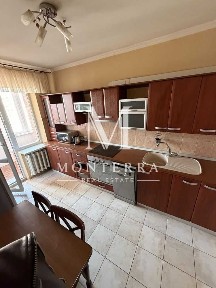 Продаж 3х кімнатної квартири 110м2, з ремонтом, на Печерську