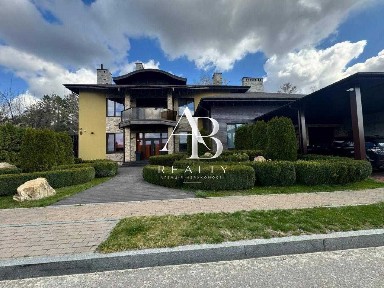 Оренда Будинку 650 м2 КМ Сонячна Долина с. Романків Басейн Гараж 20 соток землі