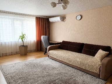 Продаж 2 кімнатної квартири 2/5. + Гараж КОД №9972