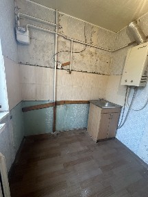 продаж 1к квартири, центр