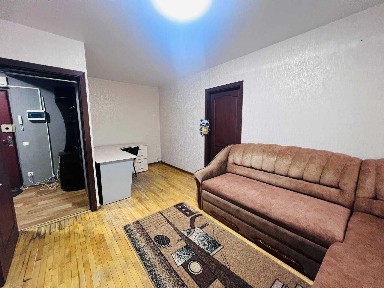 Оренда 2к квартири, Київ, Мокра 6 (Кудряшова), метро Вокзальна 12 хвилин пішки.