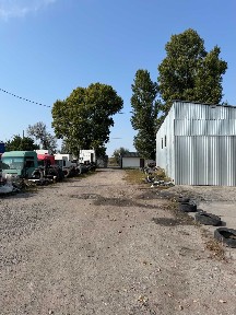 Оренда площадки, майданчика, території 1 га в Черкасах.
