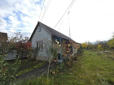 Продаж 1 поверхового будинку з ділянкою на 20 соток, 75 кв. м, 2 кімнати, на вул. Хмельницького Богдана • ID 35088147