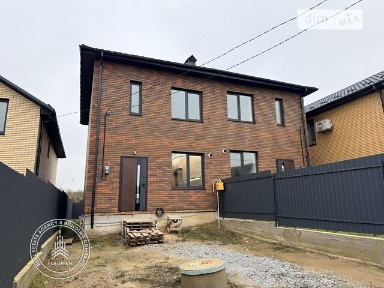 Продаж 2 поверхового дуплекса з ділянкою на 1.5 сотки, 77 кв. м, 2 кімнати, на вул. Травнева • ID 35087265