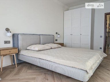 Продаж 2к квартири 79 кв. м на вул. Шафарика 1 • ID 35088431