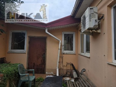 Продаж будинку 165 м²